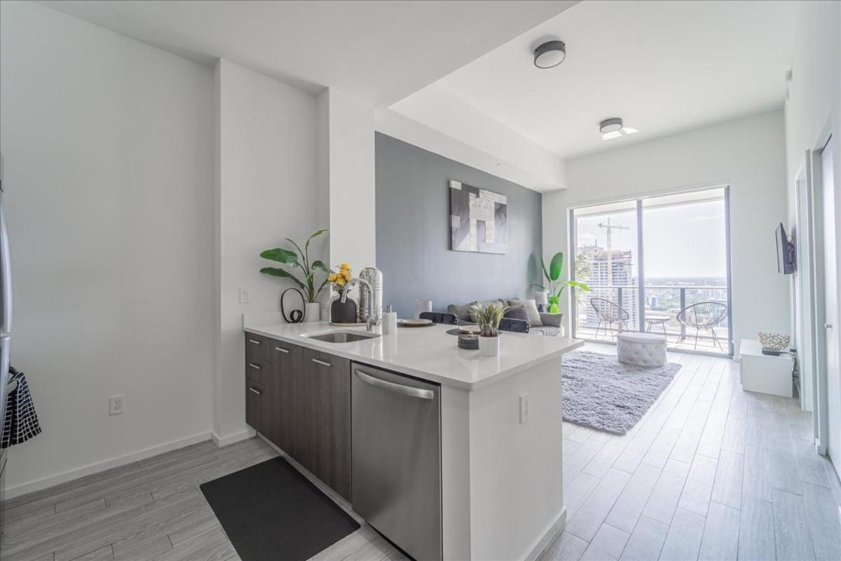 Tr Miami 2 Bedroom, 1 Bedroom, And Studio Condos With Balconies Esterno foto